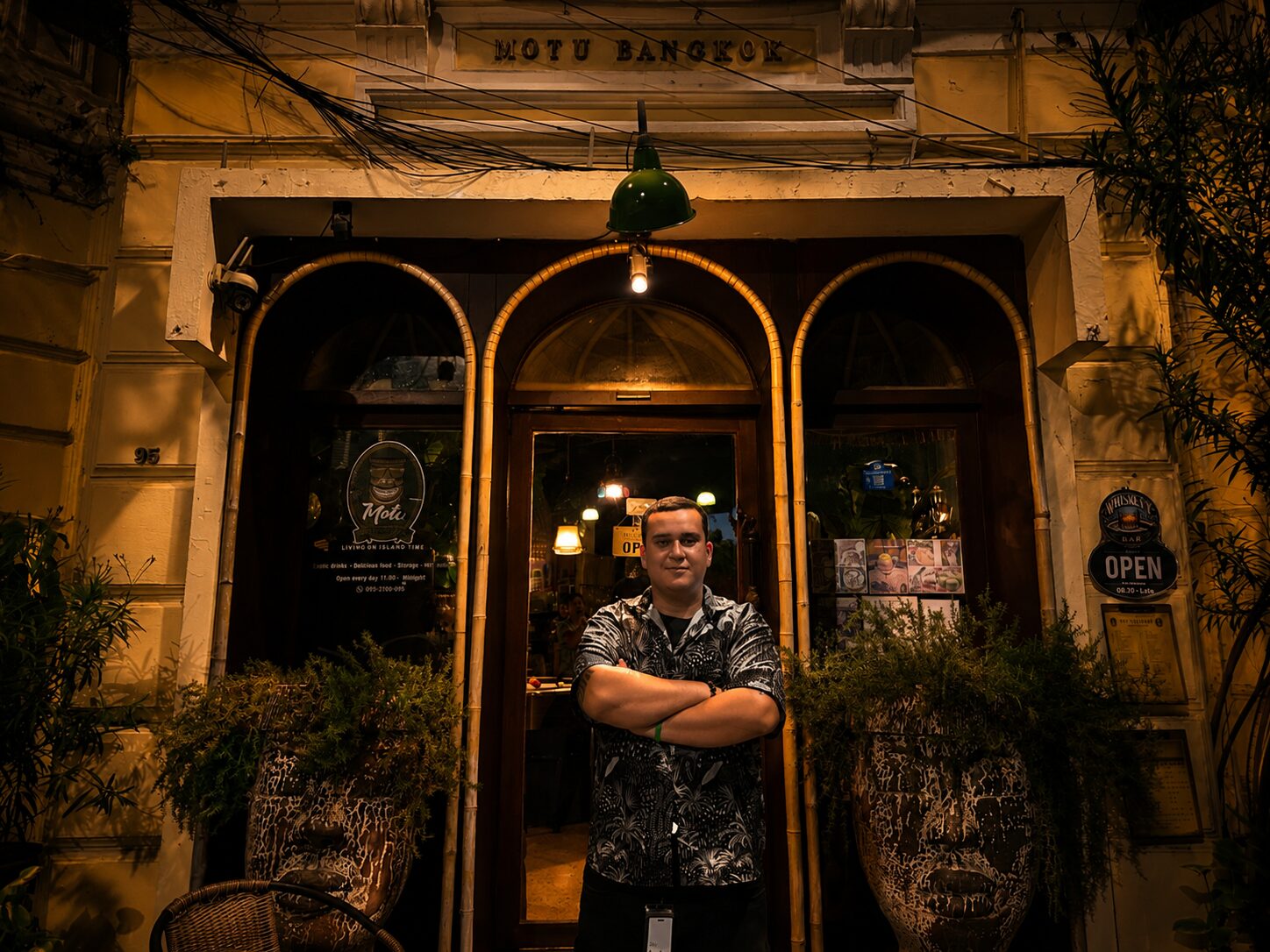 Motu Bar · Bangkok, Thailand